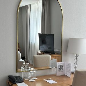 Comfort King Room